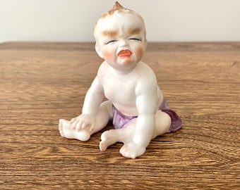 Vintage Lenwile Ardalt 6258 Crying Baby Figurine - Hand Painted Bisque Porcelain Piano Baby - Purple Diaper, 4” Tall, Japan
