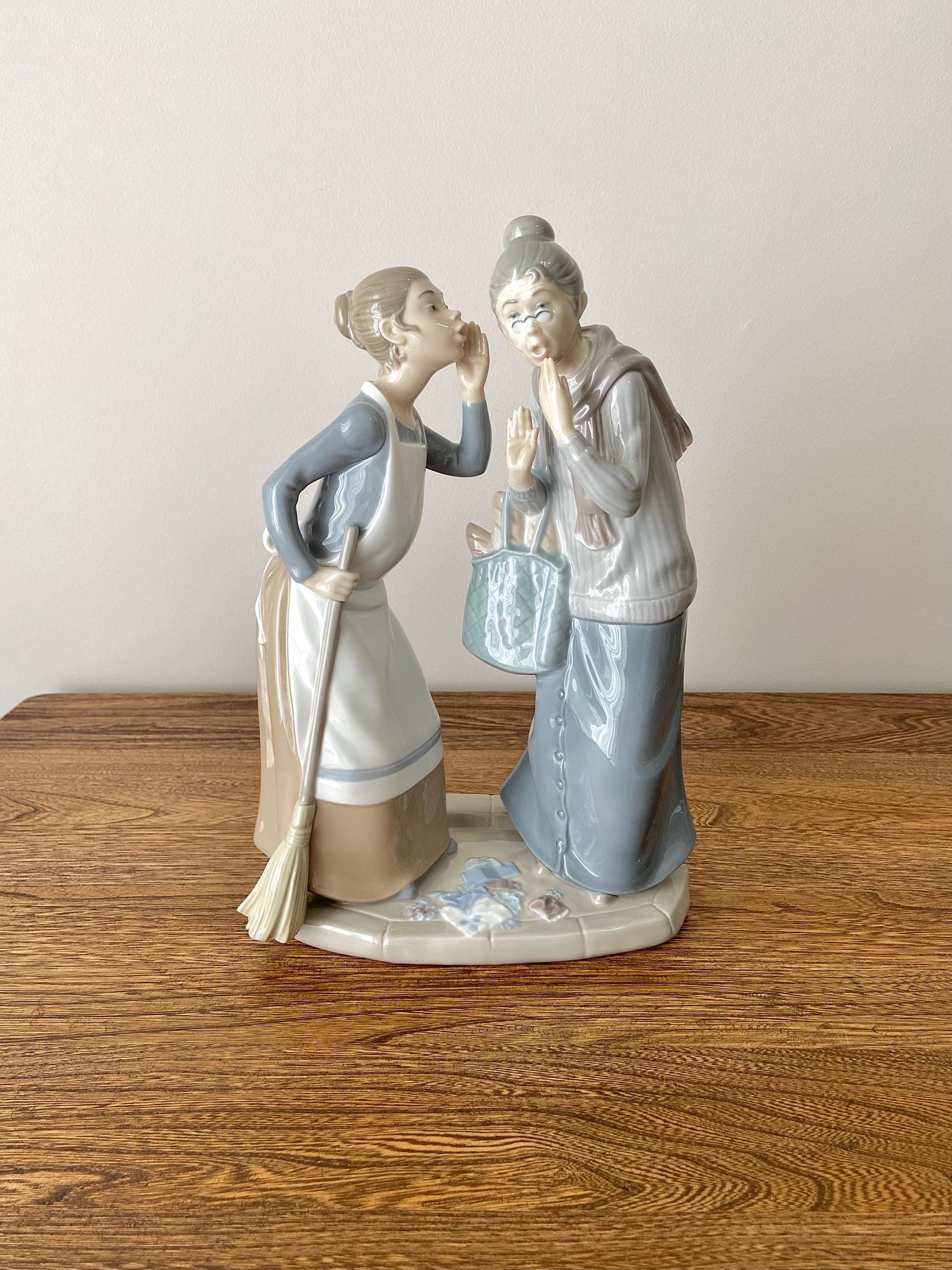 Rare Large Lladro Porcelain Figurine the Gossips (model