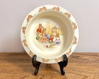 Ciotola per cereali vintage Royal Doulton Bunnykins Television Time - Diametro 6,25", Fine Bone China inglese, Piatto per bambini, Guardare la TV (1976-1987)