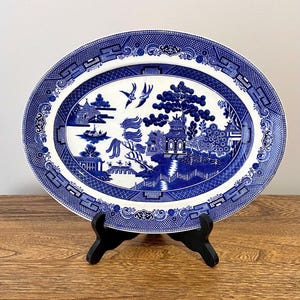 Vintage Johnson Brothers Blue Willow Oval Serving Platter – 12&quot; x 9.5&quot; Ironstone, Blue & White Transferware, England