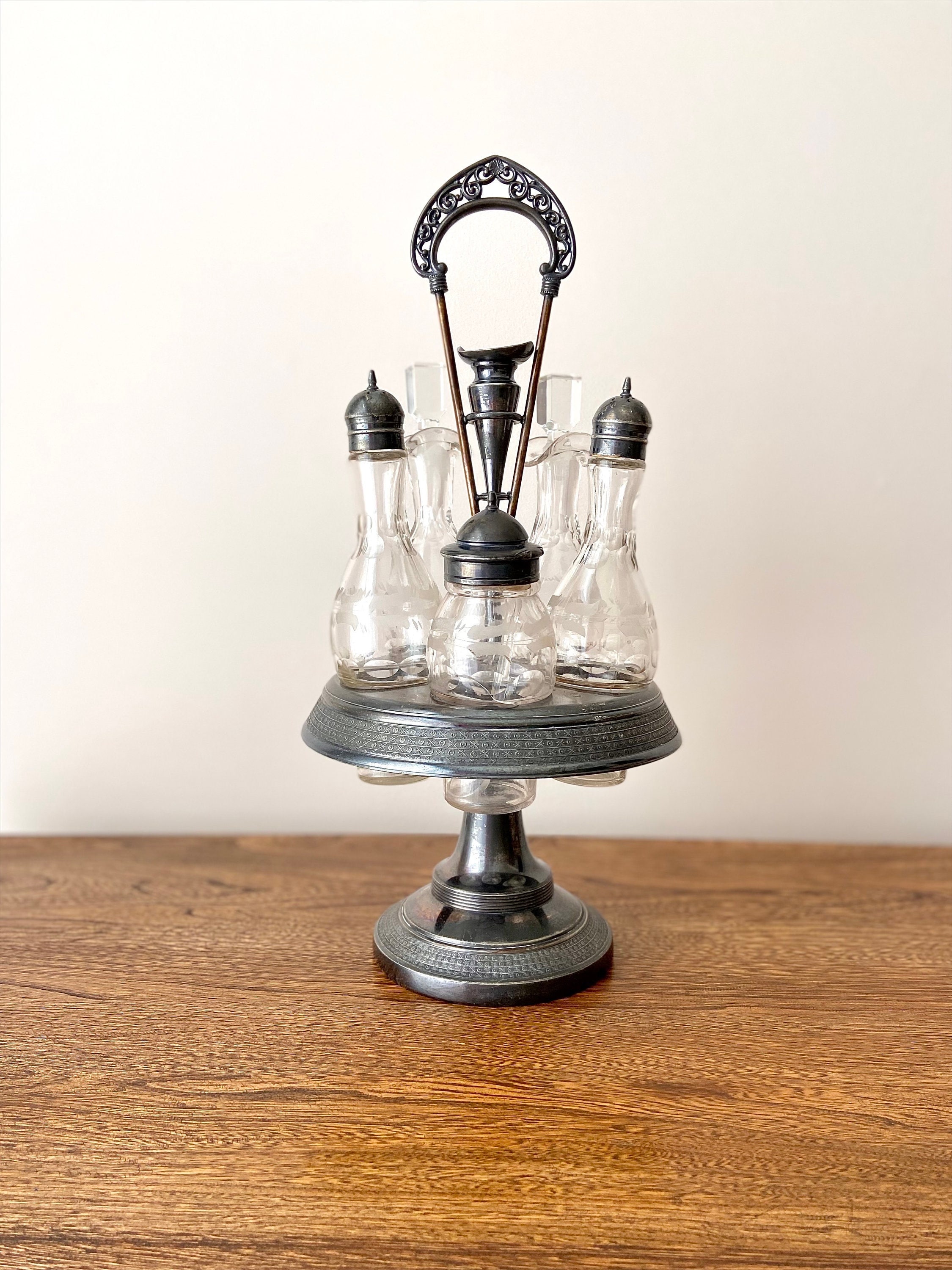 Antique Meriden B. Co. Silverplate Etched Glass Condiment Cruet