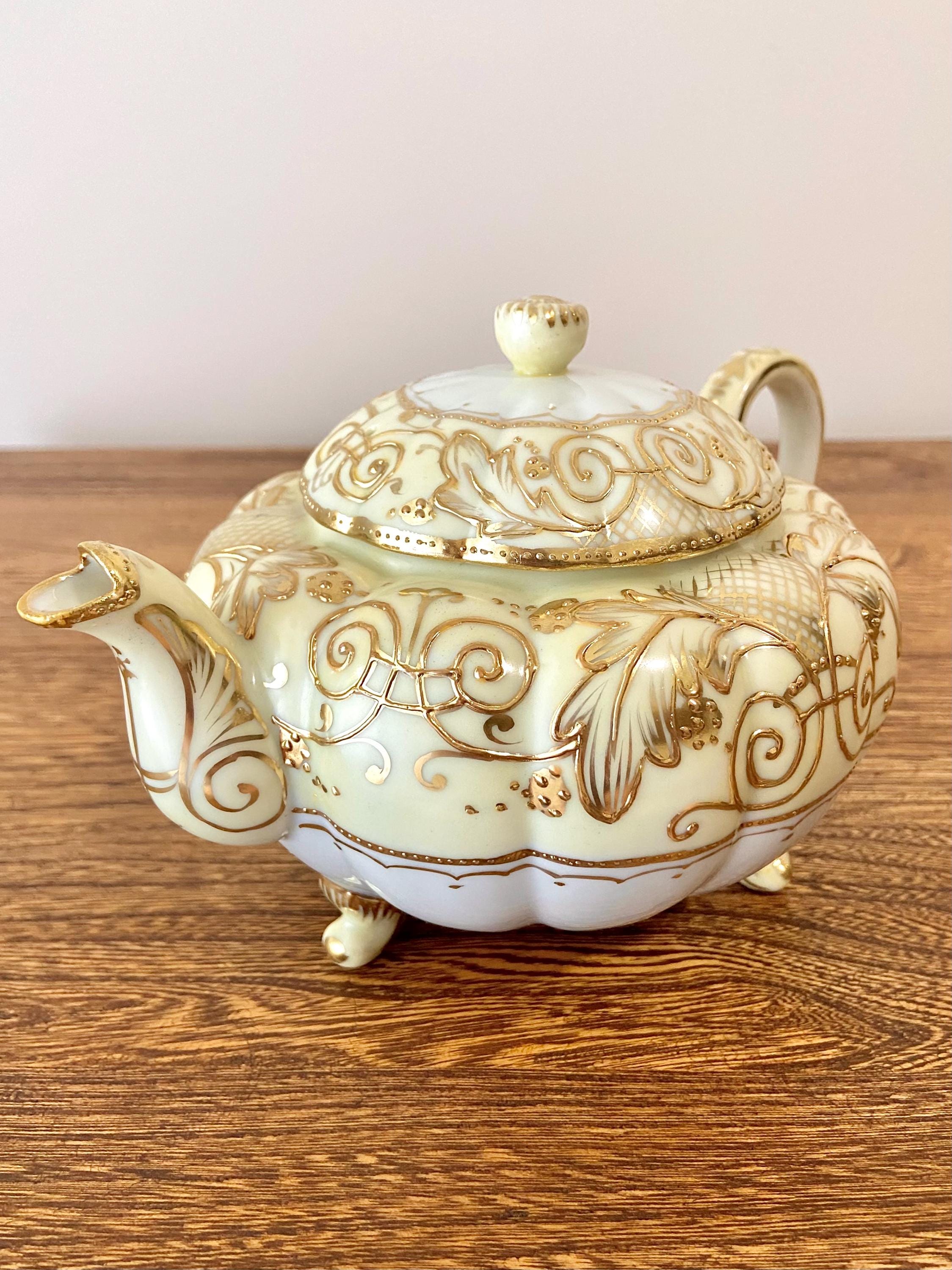 Antique Nippon Hand Painted Gold Footed Teapot With Lid Antique Nippon Hand Painted Gold Footed Teapot With Lid