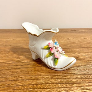 Vintage White Porcelain Shoe with Gold Trim and Floral Accents, Hand-Painted Victorian Style Giftcraft Toronto, Made in Japan, *Chipped Leaf