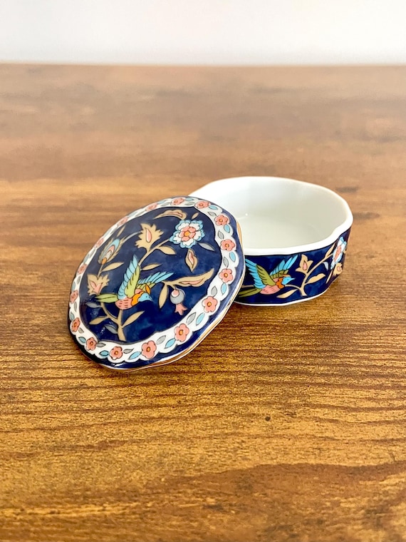 Vintage 1983 Takahashi Silk Road Trinket Box, Hand Decorated Bird