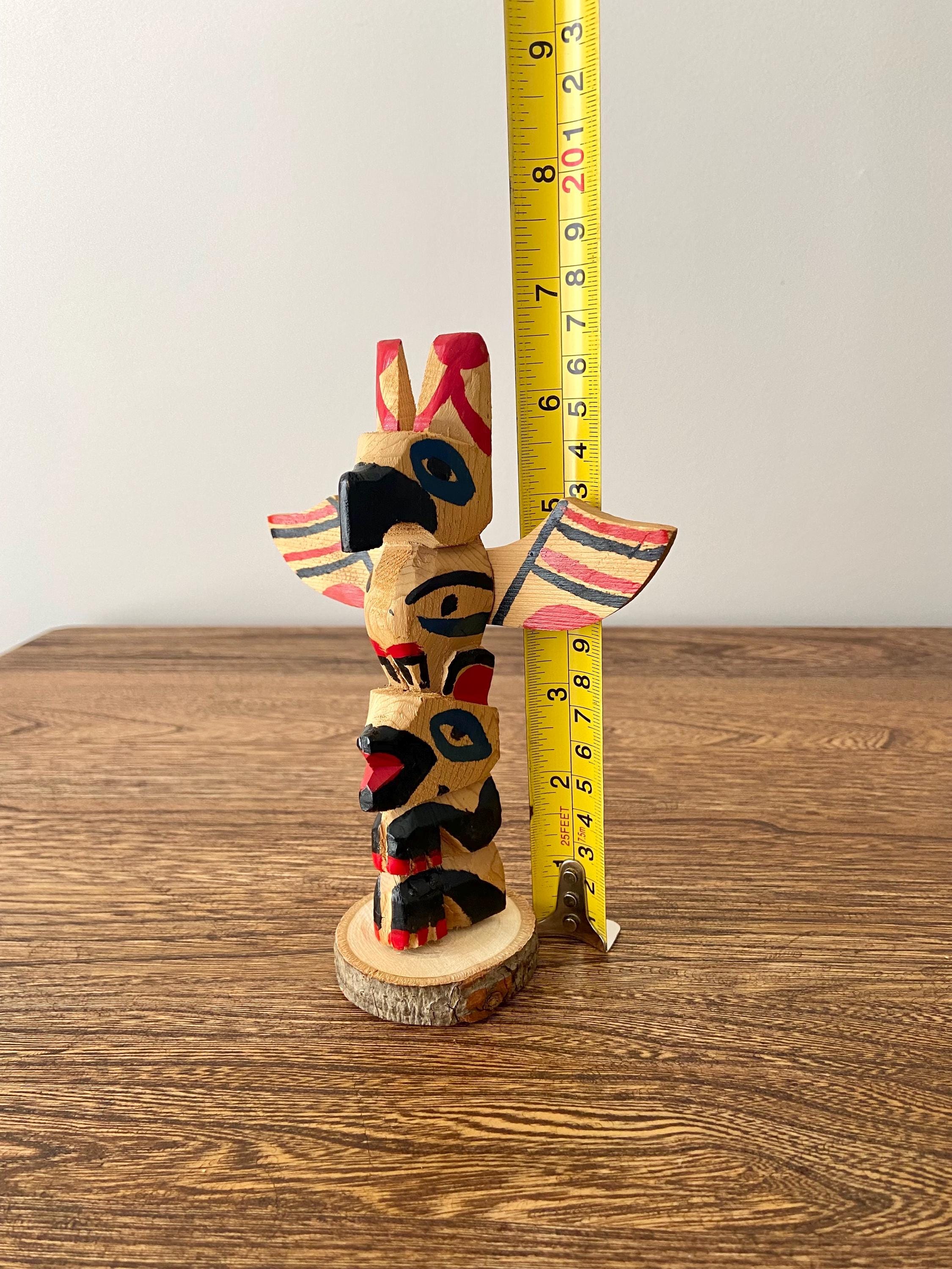 ヴィンテージの手彫りオジブワトーテムポール、カナダ先住民アート、高