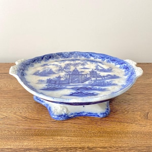 Raro contenedor de piedra de hierro azul antiguo de la década de 1840, con patrón Whampoa, plato azul cobalto y blanco, cerámica cámbrica de Swansea
