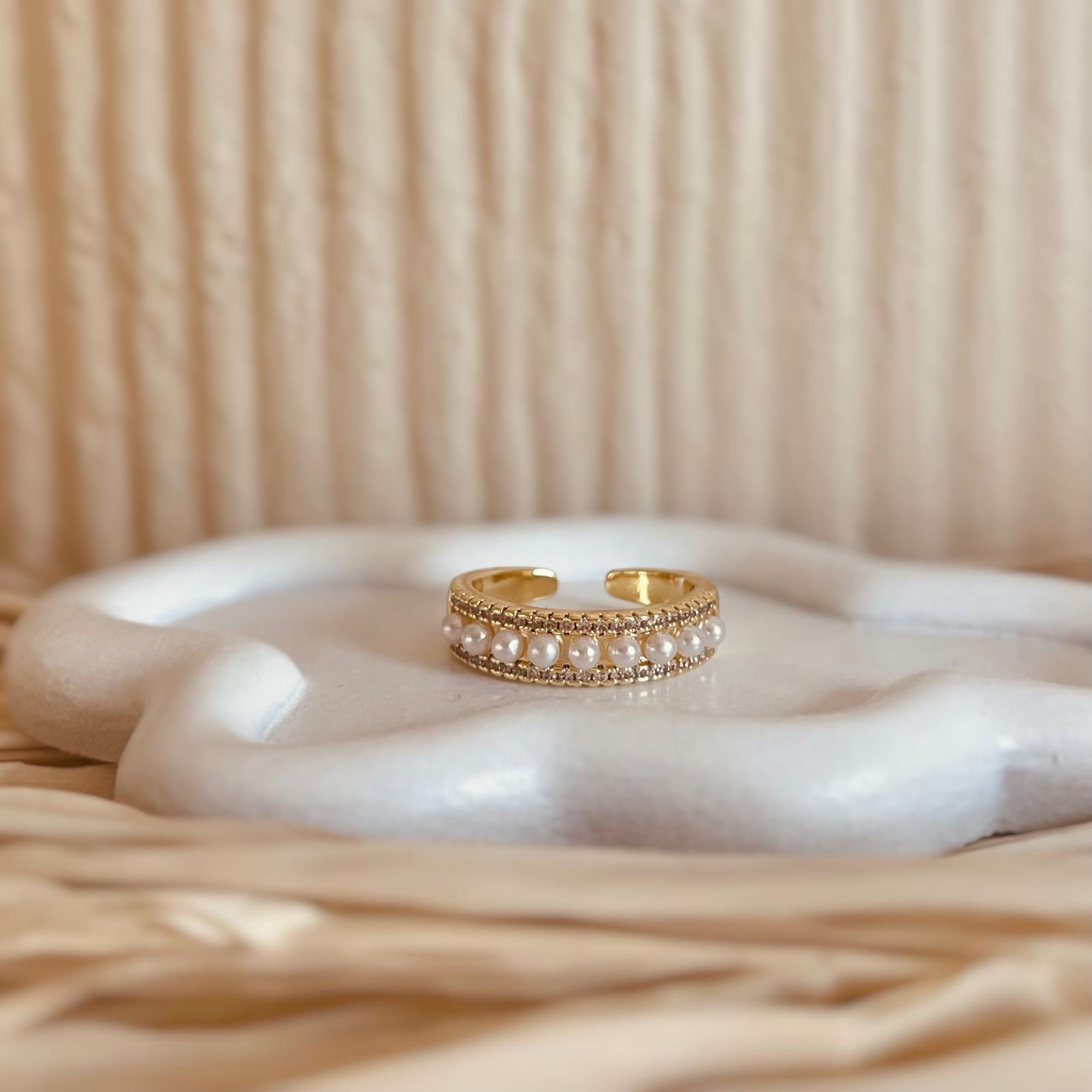 Gigi Ring - Etsy Gigi Ring - Etsy