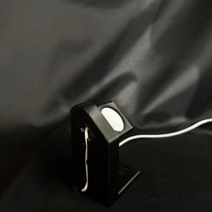 AppleWatch charger holder image 6