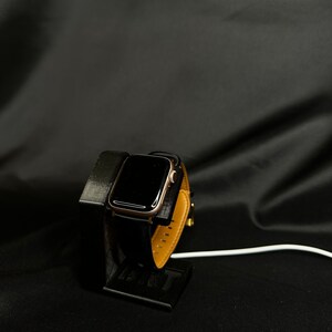 AppleWatch charger holder image 3