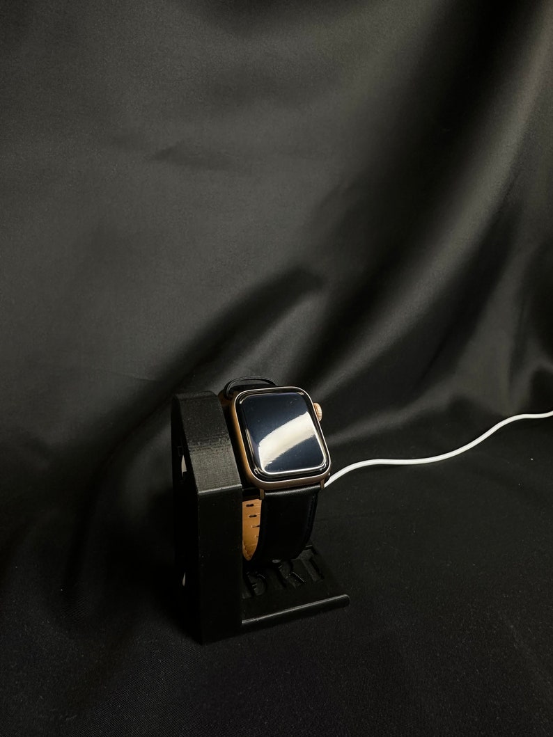 AppleWatch charger holder image 1