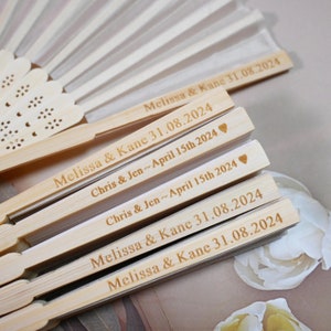 White Engraved Personalised Silk Wedding Fans, Bulk Personalised Wedding Bridal Party Favors Special Event Fans ummer Wedding, Rustic Favors zdjęcie 6