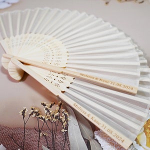 White Engraved Personalised Silk Wedding Fans, Bulk Personalised Wedding Bridal Party Favors Special Event Fans ummer Wedding, Rustic Favors zdjęcie 3