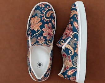 Boho Floral Women’s Canvas Shoes, Vintage Paisley Slip-on Tennis Shoes