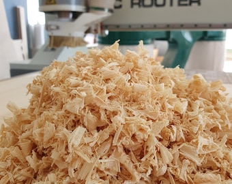 Pine Wood 100% natural Sawdust - High-quality Wood Shavings 400gr. (14,10oz) Sawdust - Fresh Pine Pets - DIY Crafts - Decoration
