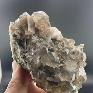 Smoky Quartz w/ Gwindel