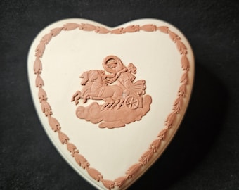 Vintage Wedgwood Cream and Terracotta Jasperware Heart Trinket Box