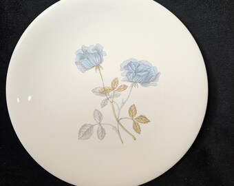 Wedgwood - Ice Rose - 8 1/4