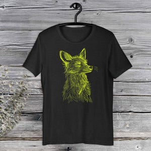 Graphic Fox T-shirt, Minimalist Fox Tee, Neon Fox Crewneck Shirt,  Fox Print Top, Animal Tee, Graphic Unisex T-shirt Gift For Fox Lover