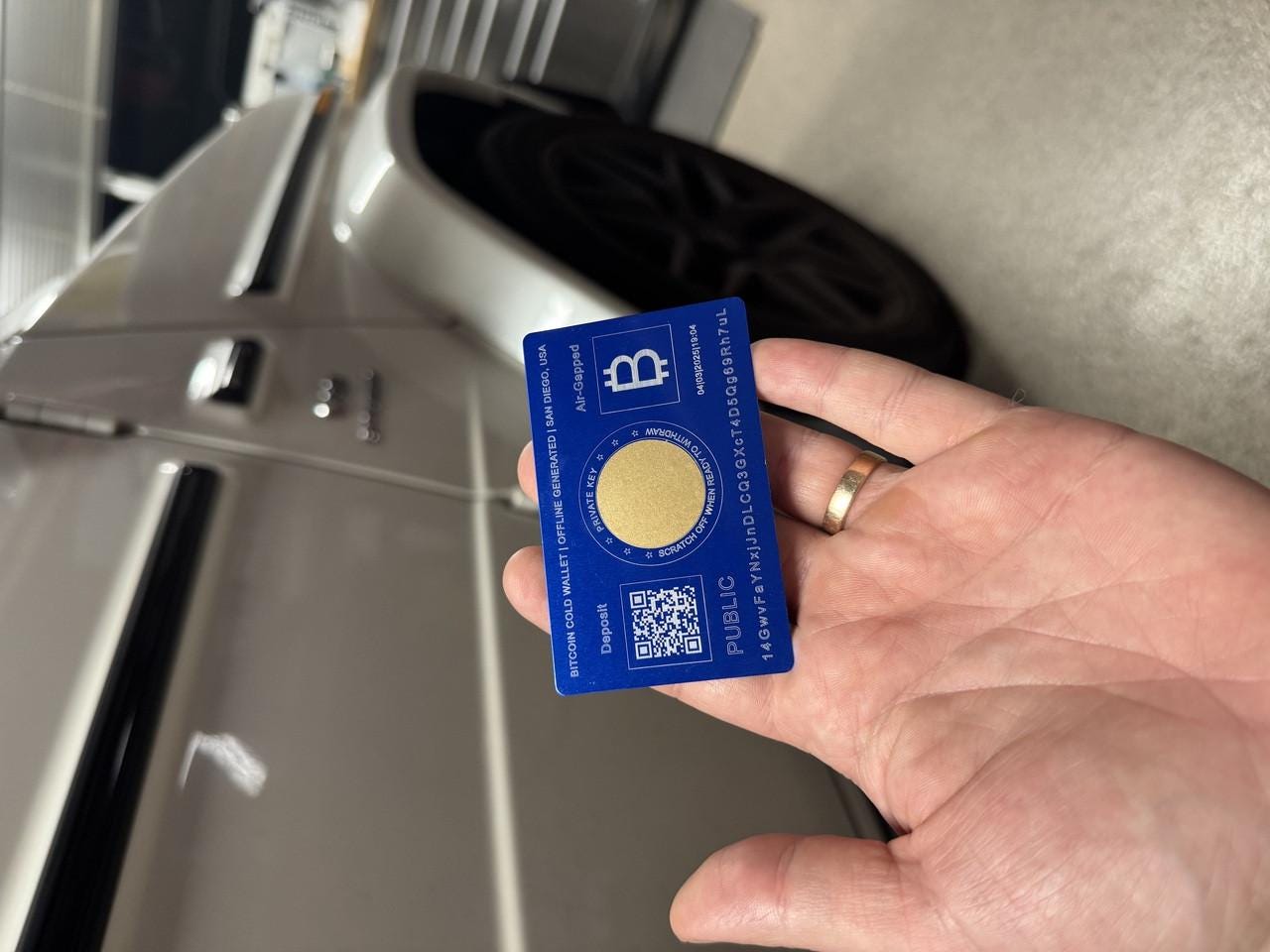 OZ-USA Bitcoin Cold Wallet Card, Gift Card Air Gapped Offline Crypto Metal  Storage USA Blue - Etsy