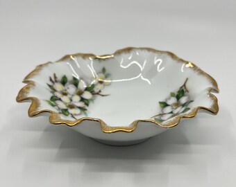 Vintage Dogwood Floral Porcelain Dish Gold Trim Ruffeled Candy Trinket NW-DW-51