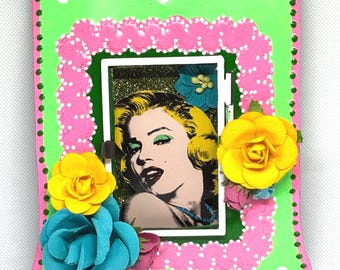 Santuario de Nicho Shadowbox de Marilyn Monroe Pop Art, Estrella de cine, Viejo Hollywood, Arte cómico, Maximalista, Regalo único, Arte de fan de Marilyn Monroe