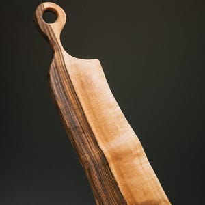 Premium Walnut Cutting Board – Handmade Wooden Gift, Serving or Chopping