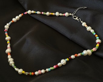 PRINTEMPS - collier de perles colorées avec perles d'eau douce