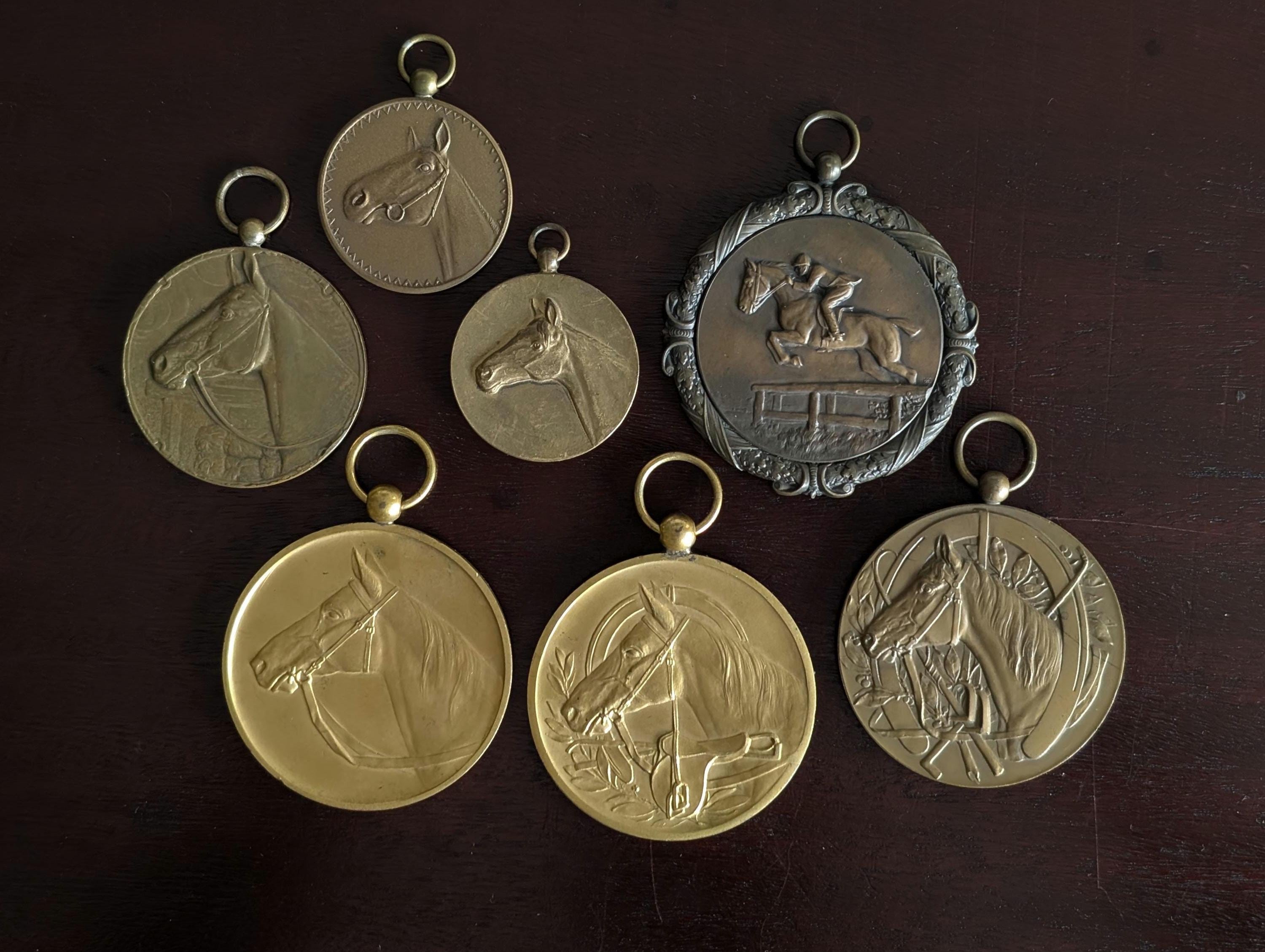 Wedgwood: Huit médaillons ovales à d... | Médaille historique: enchères