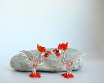 Handcrafted Glass Rooster Figurine: Miniature Farmhouse Decor