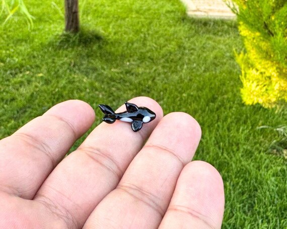 3D シャチ ガラスオブジェ : クリスタルガラスのイルカの装飾品モデル、3D