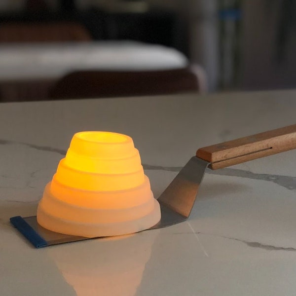Onion Volcano Desk Lamp - Unique Table Decor with Flickering Tea Light
