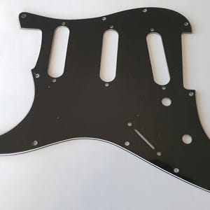 Stratocaster Pickguard Left Handed Fender Standart Size 11 Hole