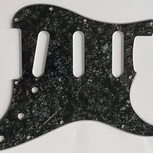 Stratoaster Pearl Pickguards Hochwertige Handarbeit KPA