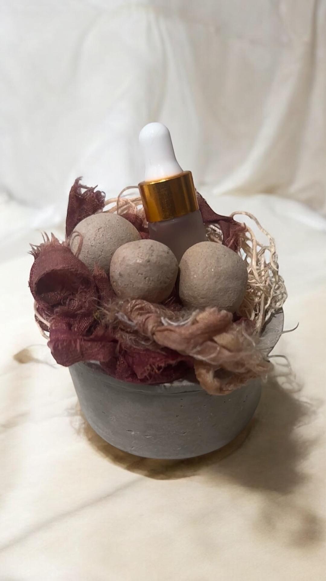 Eco-friendly Wood Clay Pot With Hand-sculpted Aroma Stones | Passive ...