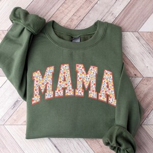 Floral Mama Shirt, Cute Mom shirt, Mother&#39;s Day Gift, Mommy Shirt, New Mom Gift, Gift for Mother, Mama Hoodie