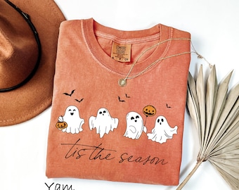 Comfort Colors® Tis The Season Halloween Shirt, Retro Ghost TShirt, Women's Halloween Tee, Pumpkin Season Shirt, Cute Pumpkin Ghosts T Shirt
