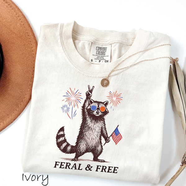 Camiseta de mapache salvaje pero libre Comfort Colors®, divertida camiseta del 4 de julio, camiseta patriótica de mapache, atuendo para el Día de la Independencia, camiseta de mapache de EE. UU.