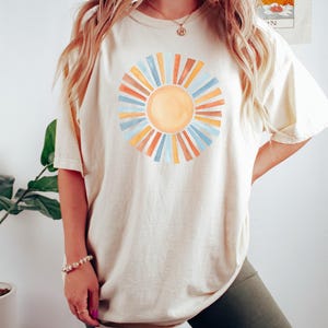 Sunshine Pattern Shirt, Sun Shirt Women Girl, Summer Vacay T-shirt, Girls Summer Trip Shirts, Beach Vacation, Beachy Vibes Tee, Summer Tee