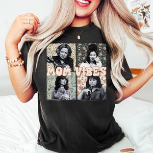 90’s Mom Vibes Shirt, Funny Mom Life Shirt, Trendy Funny Mom T-Shirt, Retro Mother Shirts, Mother's Day Gift, Cool Mom Gifts