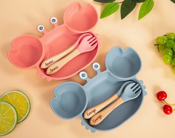 Ensemble repas personnalisé d'assiettes et de couverts pour enfants, assiettes en silicone pour enfants, couverts en bois, kit de dîner, cadeau de baby shower, cadeau d'anniversaire de bébé