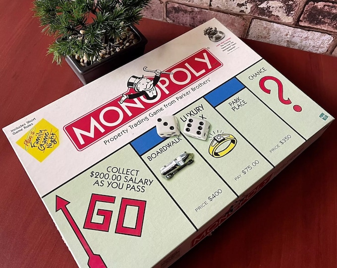 Vintage Parker Brothers 1999 MONOPOLY Game w/ Winning Money Token Board Game
