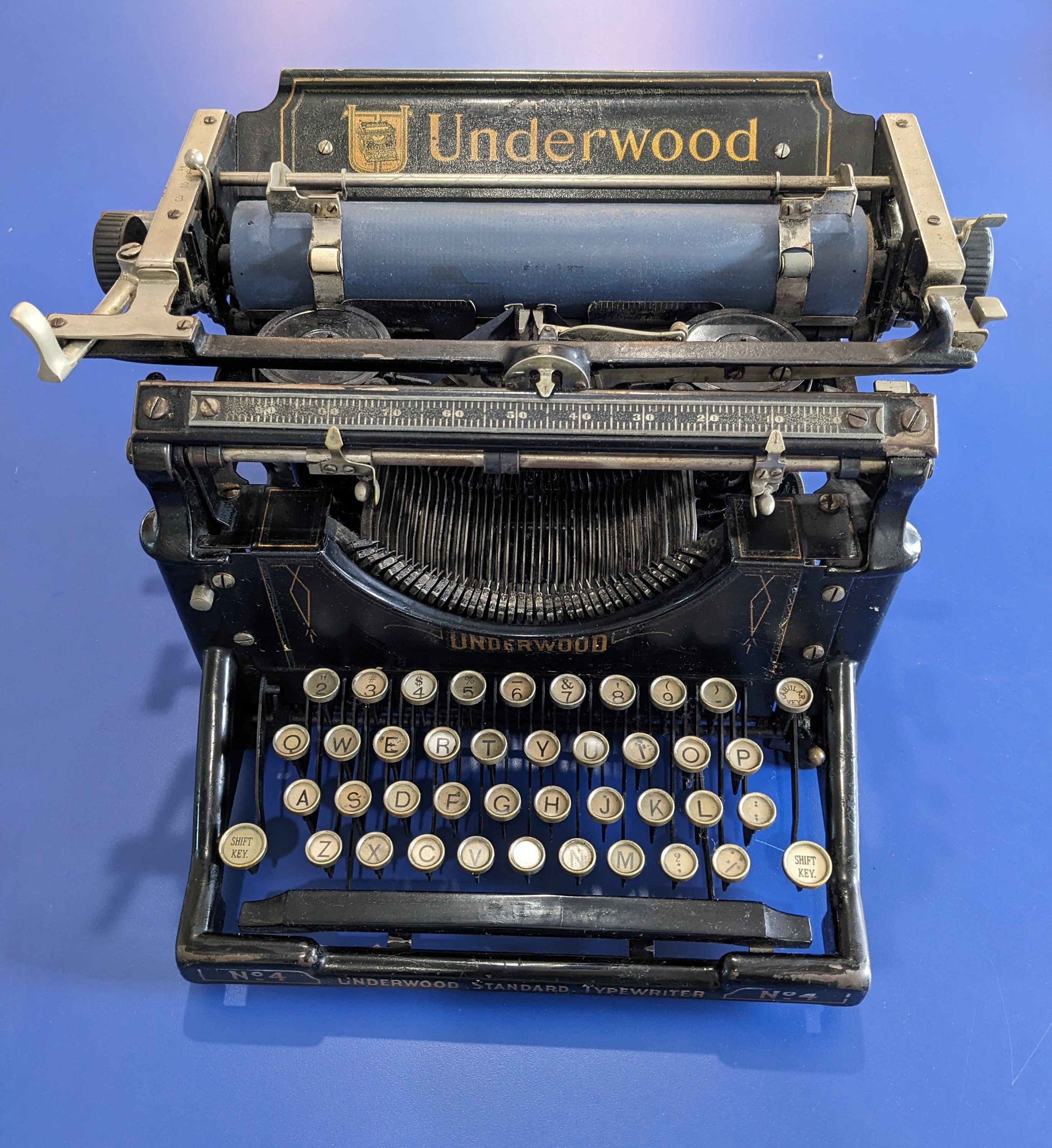 1919 Noiseless 4 on the Typewriter Database