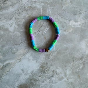 Bracelet de perles en argile à breloque étoile, bracelet extensible coloré pour fille, bijoux célestes, cadeau fait main, bracelet de perles tendance