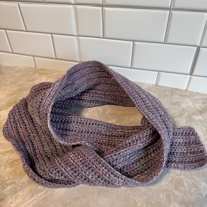 Crochet Ribbed Thin Scarf – Lightweight Handmade Skinny Scarf – Minimalist Boho Neck Wrap – Fall Winter Layering Accessory