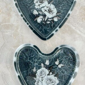 Rose Flower Coaster Set- Black And White-Handmade From Resin