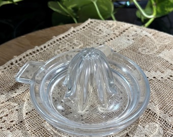 Vintage Glass Juicer/reamer