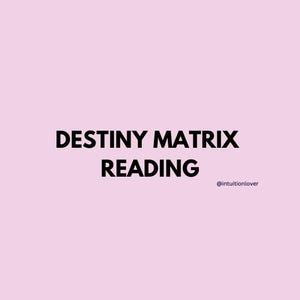 Könnte beinhalten: Hellrosa Hintergrund mit den Worten „DESTINY MATRIX READING“ in fetter schwarzer Schrift. Der Text „@intuitionlover“ steht in kleinerer schwarzer Schrift unter dem Haupttext.