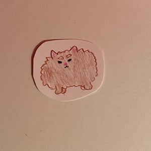 Petit sticker pelucheux chat minou marron