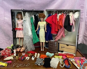 RIESIGE Menge Vintage Barbie, Koffer, Puppen, Mattel, Schuhe, Kleidung, Accessoires, 1960er Jahre