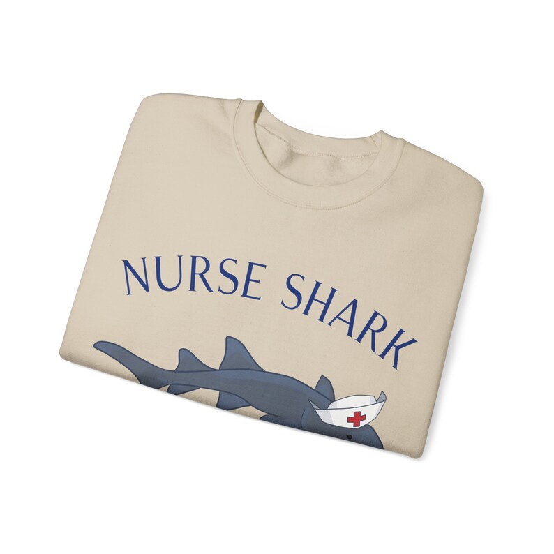 Moletom com capuz unissex de mistura pesada Nurse Shark, suéter com capuz Nurse Shark, suéter de enfermeira, suéter de médico, moletom com capuz Nurse imagem 7